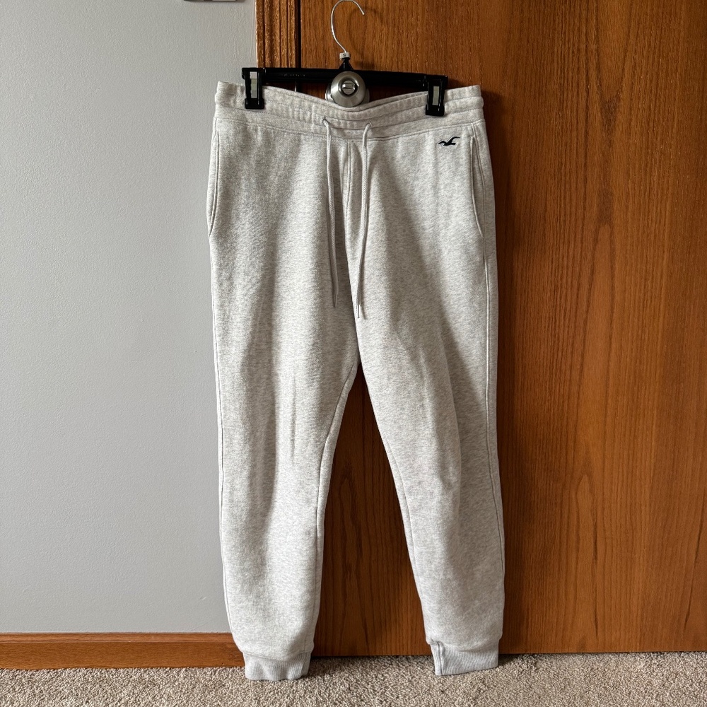 Hollister Grey Jogger Size Small